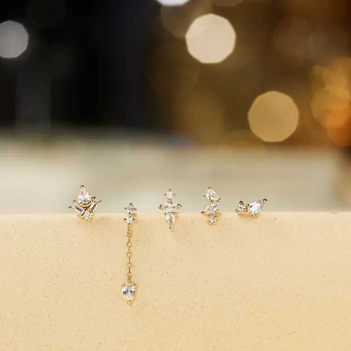 AURELIE GI LANI Pear and Round White Sapphire Stud Earring Earrings