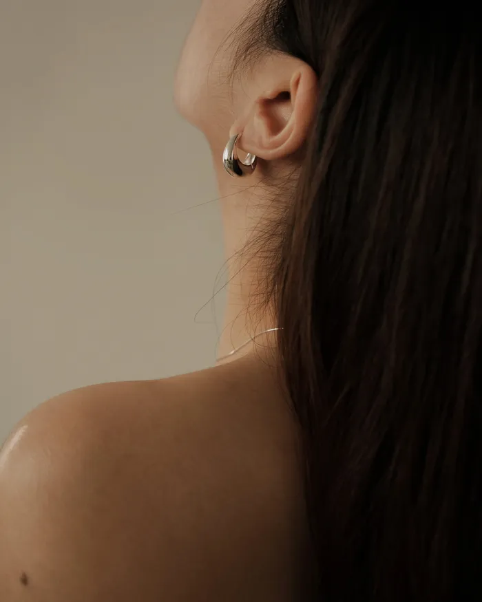 Earrings MYJN Hansa Oval Dome Hoop Earrings