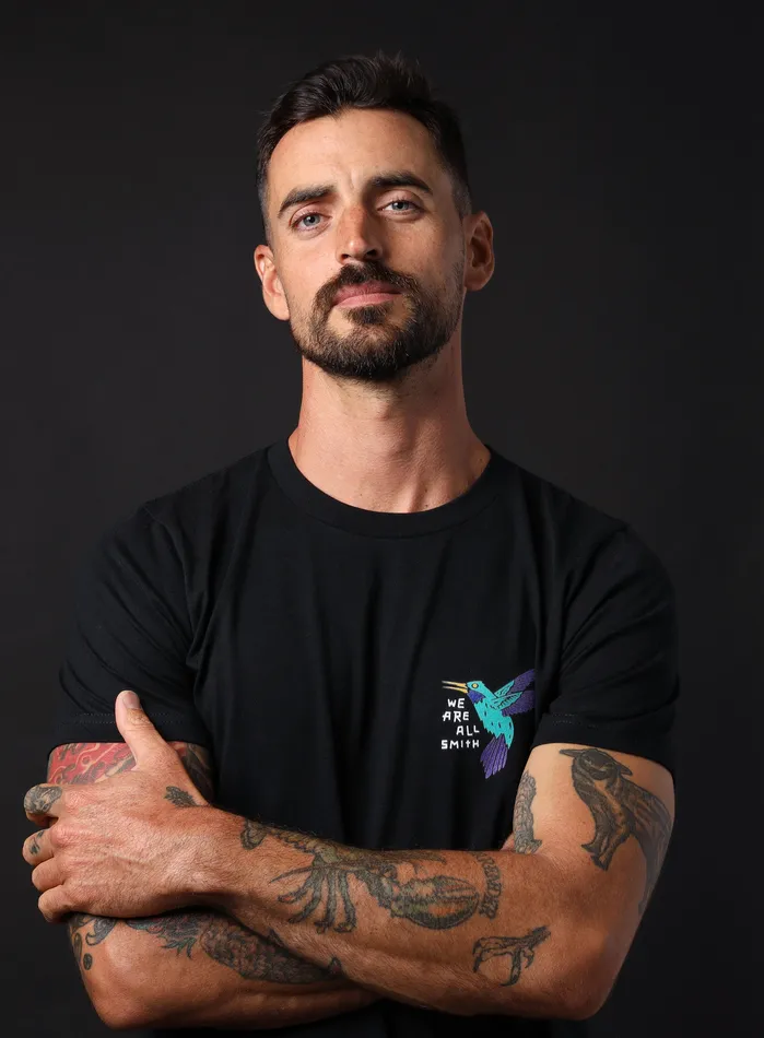Hummingbird Unisex Black Short Sleeve tshirt WE ARE ALL SMITH Mens Jewelry Clothing Rings Hummingbird Unisex Black Short Sleeve tshirt WE ARE ALL SMITH Mens Jewelry Clothing Rings