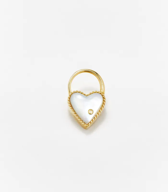 Yvonne Leon Earrings CREOLE CADENAS CUR NACRE OR JAUNE