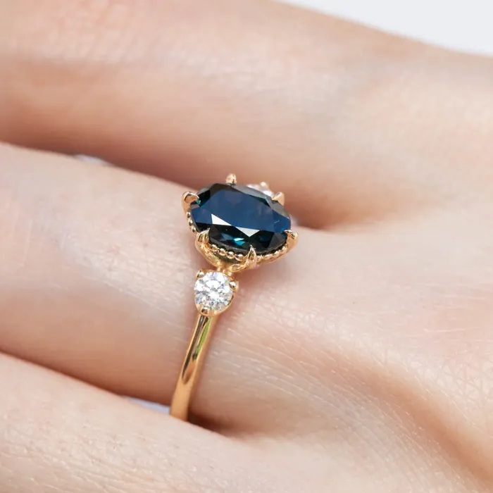 Envero Jewelry Ayana Ring 161ct Blue Green Oval Queensland Sapphire 14K Yellow Gold One of a kind Rings Envero Jewelry Ayana Ring 161ct Blue Green Oval Queensland Sapphire 14K Yellow Gold One of a kind Rings