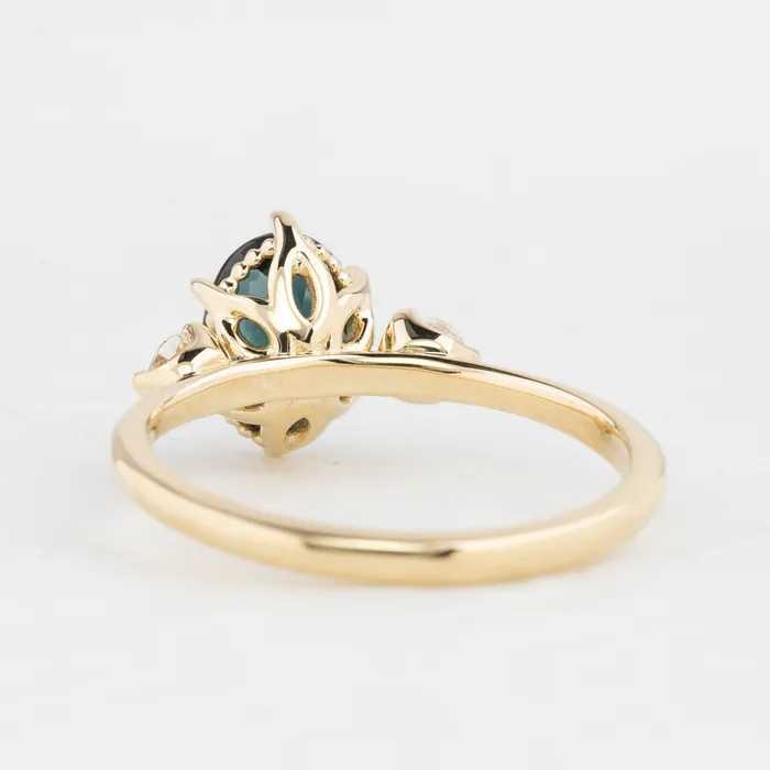 Envero Jewelry Ayana Ring 161ct Blue Green Oval Queensland Sapphire 14K Yellow Gold One of a kind Rings Envero Jewelry Ayana Ring 161ct Blue Green Oval Queensland Sapphire 14K Yellow Gold One of a kind Rings