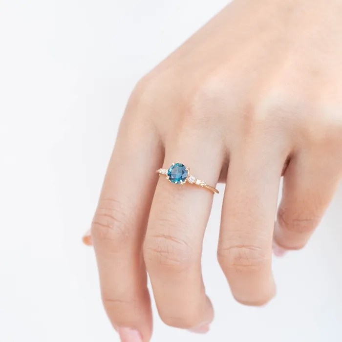 Envero Jewelry Rings Estel Luxe Ring 096ct Teal Blue Montana Sapphire One of a kind Envero Jewelry Rings Estel Luxe Ring 096ct Teal Blue Montana Sapphire One of a kind