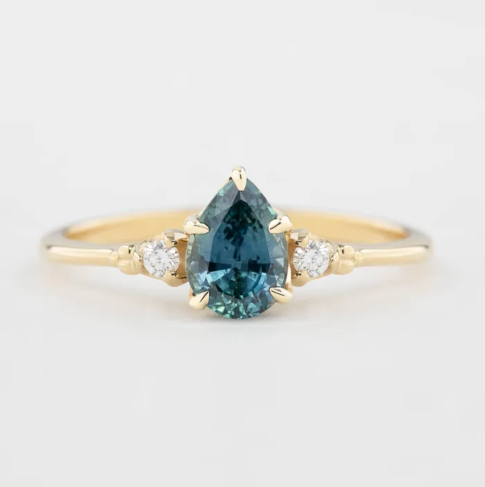 Envero Jewelry Rings Estel Setting Pear cut