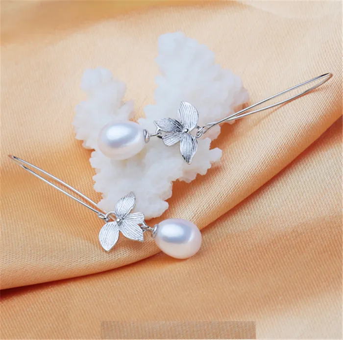 Mystic Flavia Earrings Daisy Dangling Drop Pearl Silver Earrings