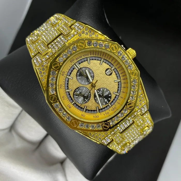 Chronograph Watches Date Blacked Chronograph Iced Out Diamond Watch