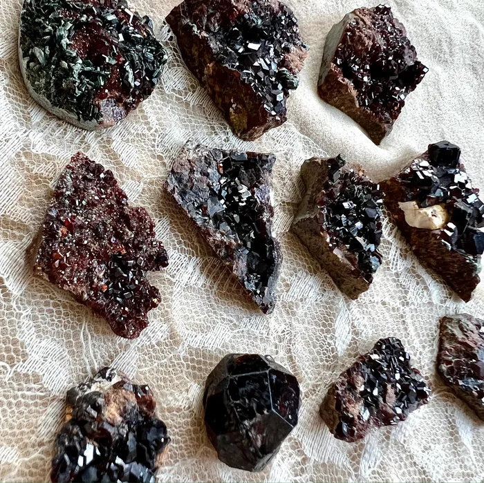 Garnet Druzy Necklace One of a kind Pendant Giardinoblu Necklaces