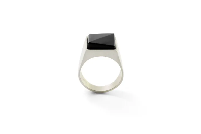 MARIA MARISCAL Rings Kathia Anillo Black Solid colaboracin con Taller de Obsidiana