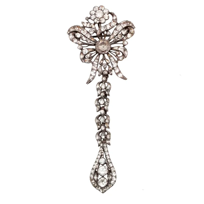 Necklaces Late 18th Century Rock Crystal Pendeloque Pendant Bell Bird Antiques Necklaces Late 18th Century Rock Crystal Pendeloque Pendant Bell Bird Antiques