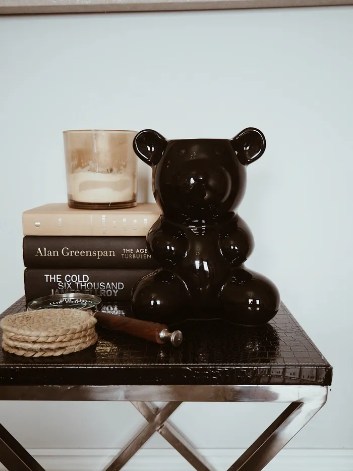 Rings Crystal Haze Jewelry Nostalgia Bear Vase Black