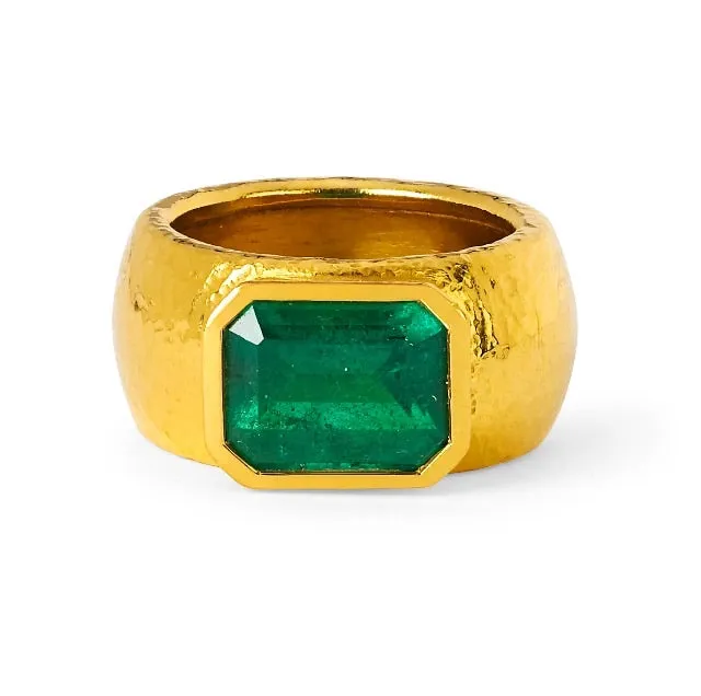 VANIE Rings Bezel Set Zambian Emerald Band
